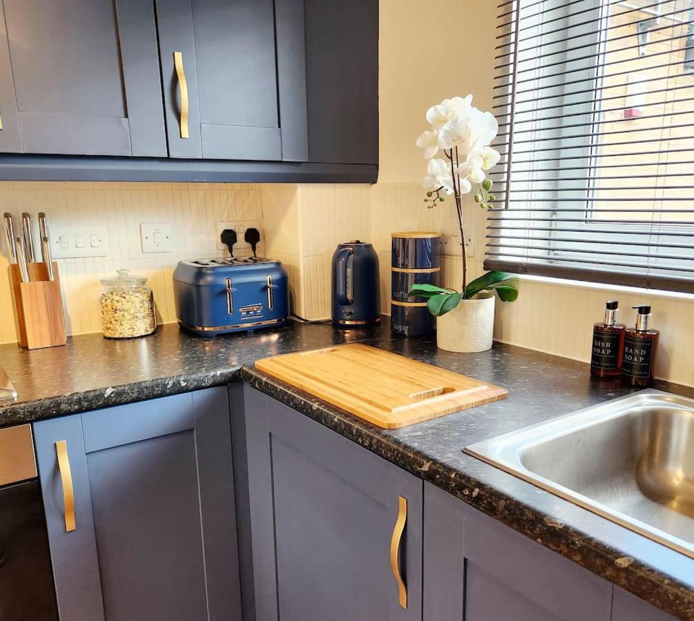 Home From Home 3 Bed,2 Bath House With Garden&Parking Near Centre&Tram Stop Sheffield Eksteriør billede
