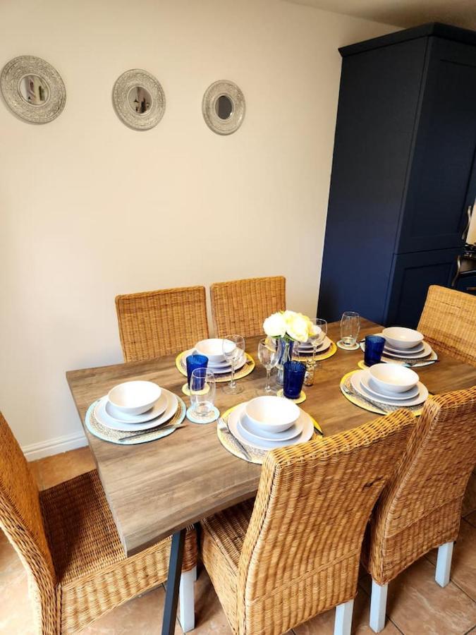 Home From Home 3 Bed,2 Bath House With Garden&Parking Near Centre&Tram Stop Sheffield Eksteriør billede